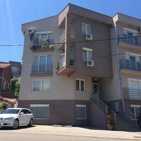 Apartman Lux Sneznik Vrnjačka Banja Exteriör bild