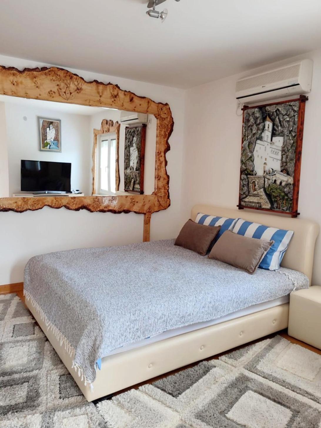 Apartman Lux Sneznik Vrnjačka Banja Exteriör bild
